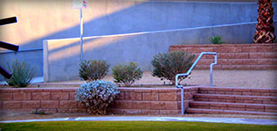 An awesome picture of a negative pool, with work done by TLY Construction Company